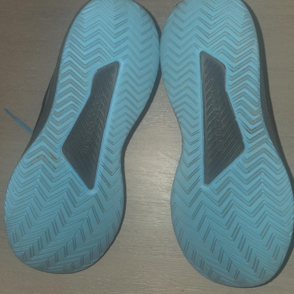Size 8.5 - New Balance 796v2 2E Wide Virtual Sky - Picture 5 of 7